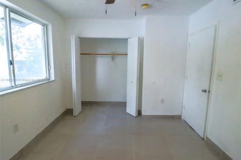 Condo in Miami, Florida, 3 bedrooms  № 1944217 - photo 7