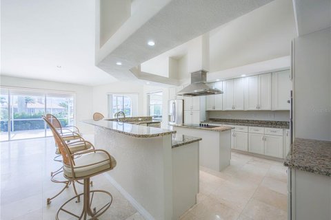 House in Punta Gorda, Florida 4 bedrooms, 408.21 sq.m. № 1918904 - photo 6