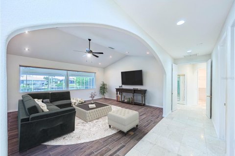 House in Punta Gorda, Florida 4 bedrooms, 408.21 sq.m. № 1918904 - photo 20