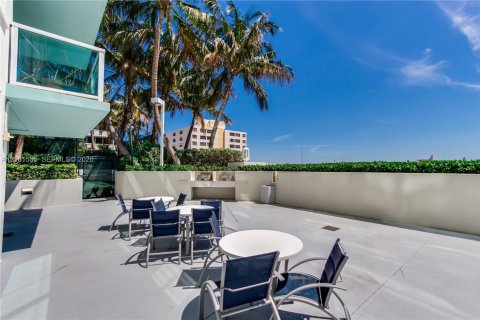 Copropriété à louer à Miami Beach, Floride: 3 chambres, 110.65 m2 № 2407339 - photo 25