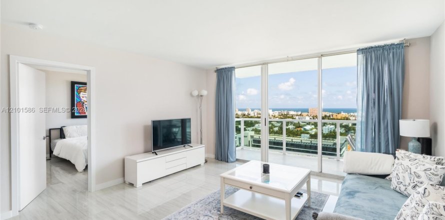 Condo à Miami Beach, Floride, 3 chambres  № 2407339