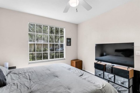 Condo in Tampa, Florida, 1 bedroom  № 1829051 - photo 16