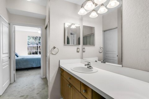 Condo in Tampa, Florida, 1 bedroom  № 1829051 - photo 18
