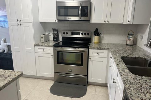 Condominio en alquiler en Bradenton, Florida, 2 dormitorios, 96.8 m2 № 1915445 - foto 18