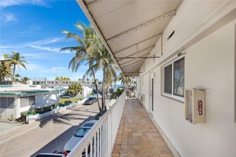 Immobilier commercial à vendre à Hollywood, Floride № 2055039 - photo 20