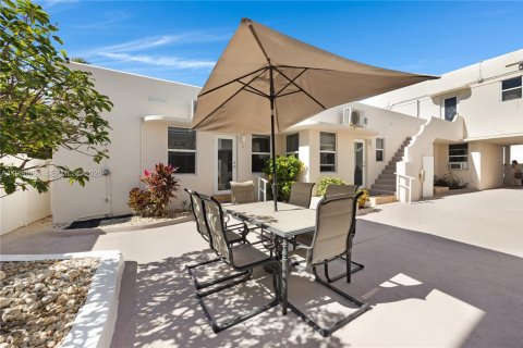 Immobilier commercial à vendre à Hollywood, Floride № 2055039 - photo 11