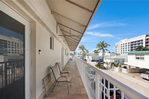 Immobilier commercial à vendre à Hollywood, Floride № 2055039 - photo 21