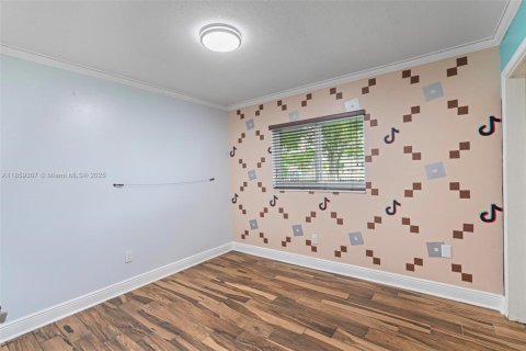 Casa en alquiler en Homestead, Florida, 3 dormitorios, 106.28 m2 № 1887924 - foto 17