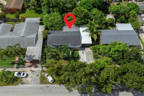 Villa ou maison à louer à Homestead, Floride: 3 chambres, 106.28 m2 № 1887924 - photo 30