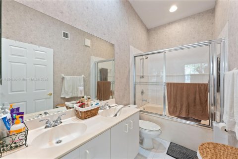 Townhouse in Miramar, Florida 3 bedrooms, 109.44 sq.m. № 1790740 - photo 9