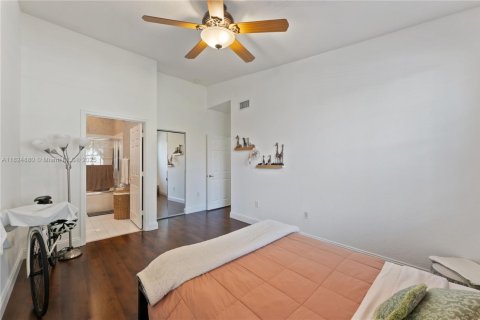 Townhouse in Miramar, Florida 3 bedrooms, 109.44 sq.m. № 1790740 - photo 8