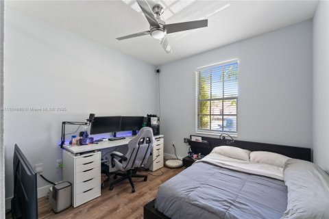 Townhouse in Miramar, Florida 3 bedrooms, 109.44 sq.m. № 1790740 - photo 12
