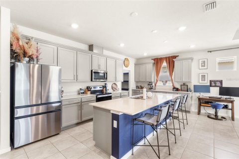 Casa en venta en Kissimmee, Florida, 3 dormitorios, 184.23 m2 № 1901389 - foto 12