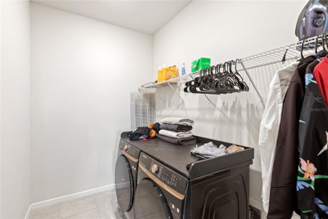 Casa en venta en Kissimmee, Florida, 3 dormitorios, 184.23 m2 № 1901389 - foto 26