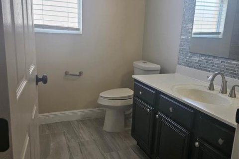 House in Kissimmee, Florida 4 bedrooms, 224.17 sq.m. № 1876212 - photo 13