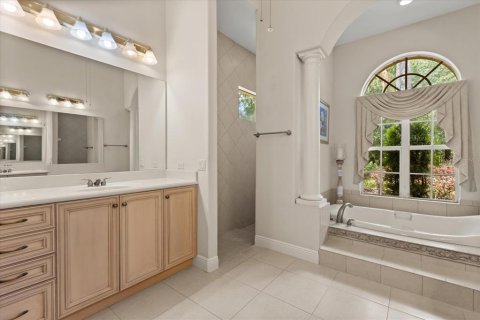 Casa en venta en Geneva, Florida, 4 dormitorios, 341.6 m2 № 2203957 - foto 30