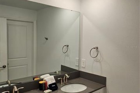 Adosado en alquiler en Kissimmee, Florida, 4 dormitorios, 74.32 m2 № 1904465 - foto 11