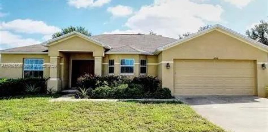 Дом в Лейк-Уэльс, Флорида 3 спальни № 2061100