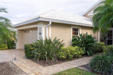 House in Venice, Florida 3 bedrooms, 191.94 sq.m. № 949110 - photo 2