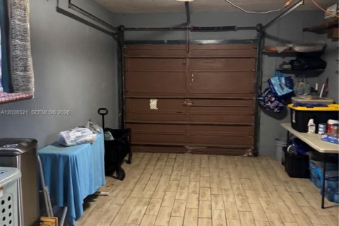 Купить виллу или дом в Майами, Флорида 3 спальни, 132.57м2, № 2240295 - фото 23