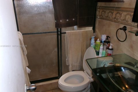 Купить виллу или дом в Майами, Флорида 3 спальни, 132.57м2, № 2240295 - фото 19