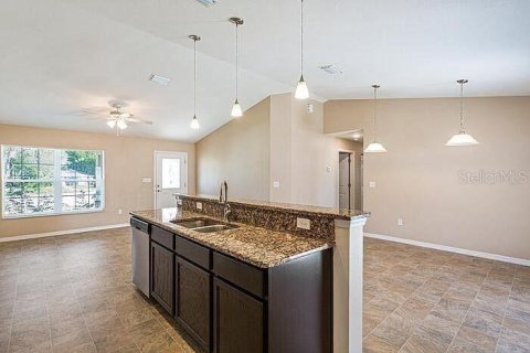 Villa ou maison à vendre à Ocala, Floride: 4 chambres, 138.61 m2 № 1670623 - photo 8