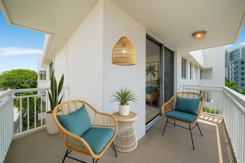 Copropriété à louer à Miami Beach, Floride: 2 chambres, 98.94 m2 № 2013015 - photo 18