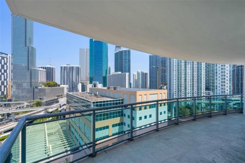 Condo in Miami, Florida, 3 bedrooms  № 1862812 - photo 23