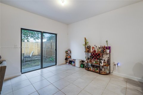 Touwnhouse à vendre à Homestead, Floride: 3 chambres, 157.47 m2 № 1860093 - photo 7