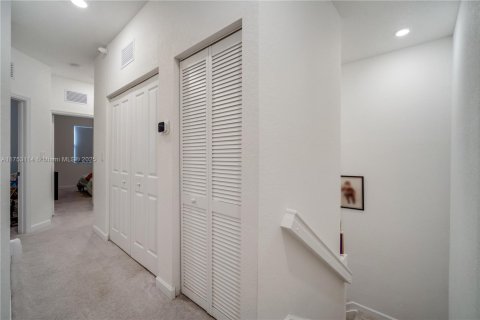 Touwnhouse à vendre à Homestead, Floride: 3 chambres, 157.47 m2 № 1860093 - photo 11