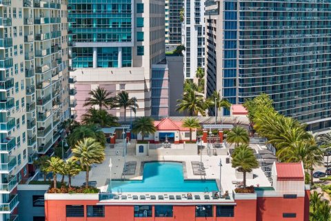 Condo in Miami, Florida, 1 bedroom № 2191206 - photo 14
