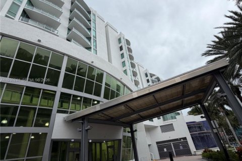 Copropriété à louer à Aventura, Floride: 1 chambre, 75.81 m2 № 2001278 - photo 21