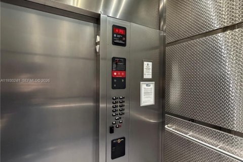 Copropriété à louer à Aventura, Floride: 1 chambre, 75.81 m2 № 2001278 - photo 20