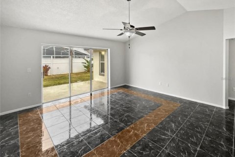 Casa en alquiler en Kissimmee, Florida, 3 dormitorios, 121.98 m2 № 1841552 - foto 29