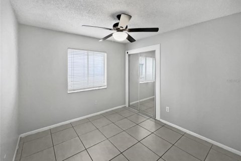 Casa en alquiler en Kissimmee, Florida, 3 dormitorios, 121.98 m2 № 1841552 - foto 20
