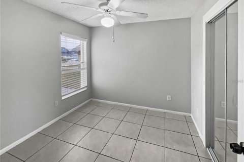 Casa en alquiler en Kissimmee, Florida, 3 dormitorios, 121.98 m2 № 1841552 - foto 21