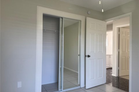 Casa en alquiler en Kissimmee, Florida, 3 dormitorios, 121.98 m2 № 1841552 - foto 26