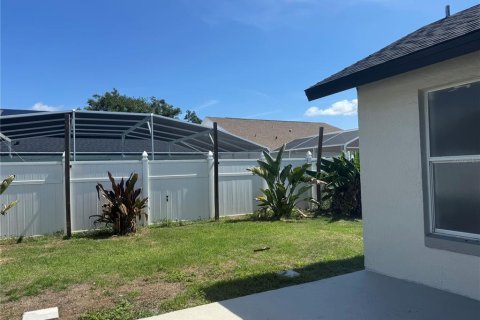 Casa en alquiler en Kissimmee, Florida, 3 dormitorios, 121.98 m2 № 1841552 - foto 30