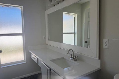 Casa en alquiler en Kissimmee, Florida, 3 dormitorios, 121.98 m2 № 1841552 - foto 17