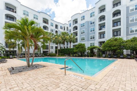 Condo in Orlando, Florida, 2 bedrooms № 2380826 - photo 25