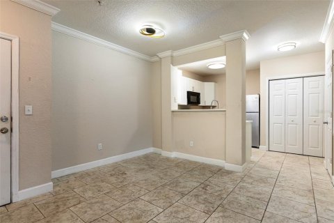 Condo in Orlando, Florida, 2 bedrooms № 2380826 - photo 3