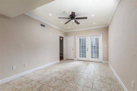 Condo in Orlando, Florida, 2 bedrooms № 2380826 - photo 5