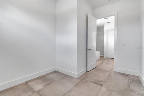 House in Sarasota, Florida 6 bedrooms, 365.2 sq.m. № 1885978 - photo 25