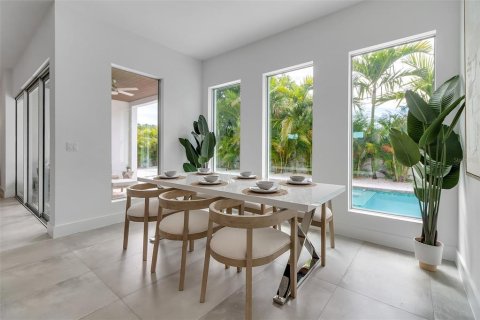 House in Sarasota, Florida 6 bedrooms, 365.2 sq.m. № 1885978 - photo 18
