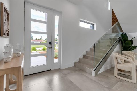 House in Sarasota, Florida 6 bedrooms, 365.2 sq.m. № 1885978 - photo 4