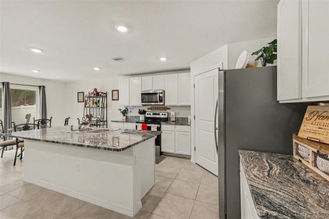 Villa ou maison à vendre à Wildwood, Floride: 5 chambres, 241.92 m2 № 2404762 - photo 10