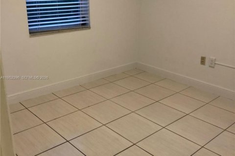 Купить виллу или дом в Ки-Бискейн, Флорида 3 спальни, 155.05м2, № 2007760 - фото 6