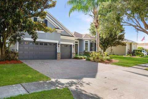 House in Kissimmee, Florida 5 bedrooms, 298.49 sq.m. № 2237820 - photo 2