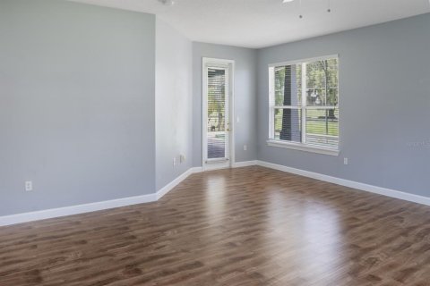 House in Kissimmee, Florida 5 bedrooms, 298.49 sq.m. № 2237820 - photo 24