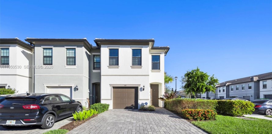 Touwnhouse à Oakland Park, Floride 3 chambres, 162.95 m2 № 2023900